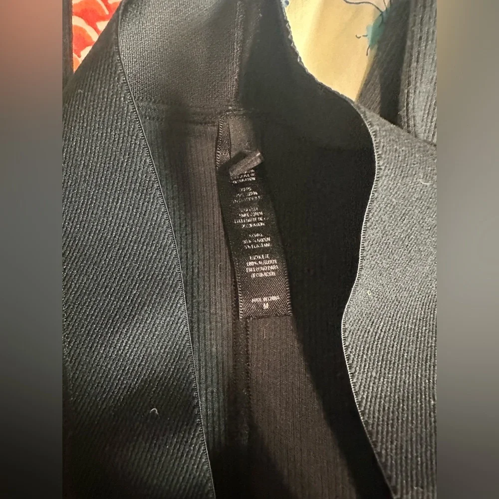 Skims women’s pj pants - Picture 3 of 4